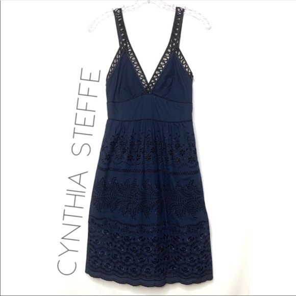 Cynthia Steffe navy blue black lace eyelet dress 2 XS designer free shipping - Picture 1 of 7